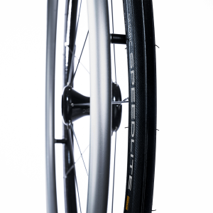 OMOBIC SPEEDLITE pneumatic tyre 24'', black non-marking, etrto 25-540, IA2806 pattern